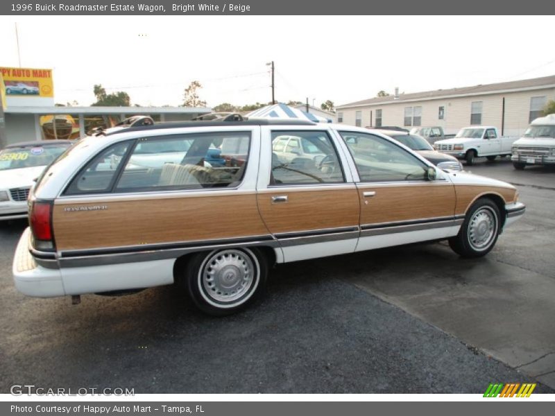 Bright White / Beige 1996 Buick Roadmaster Estate Wagon