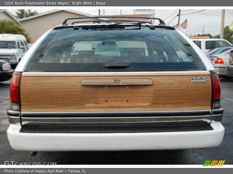 Bright White / Beige 1996 Buick Roadmaster Estate Wagon