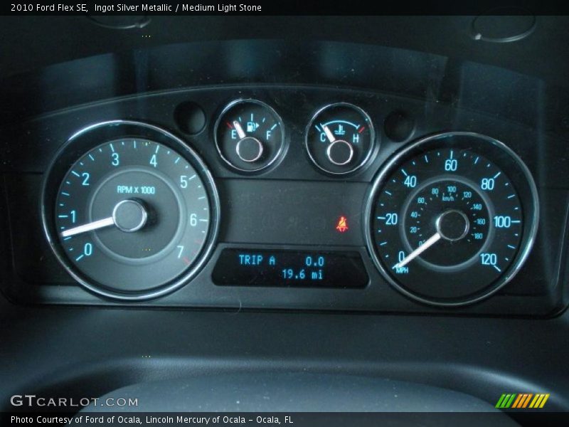 Ingot Silver Metallic / Medium Light Stone 2010 Ford Flex SE