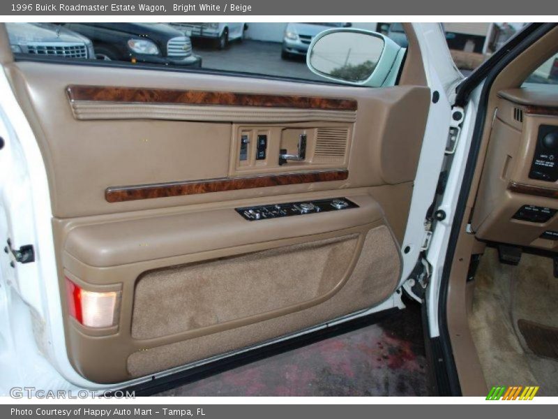 Bright White / Beige 1996 Buick Roadmaster Estate Wagon