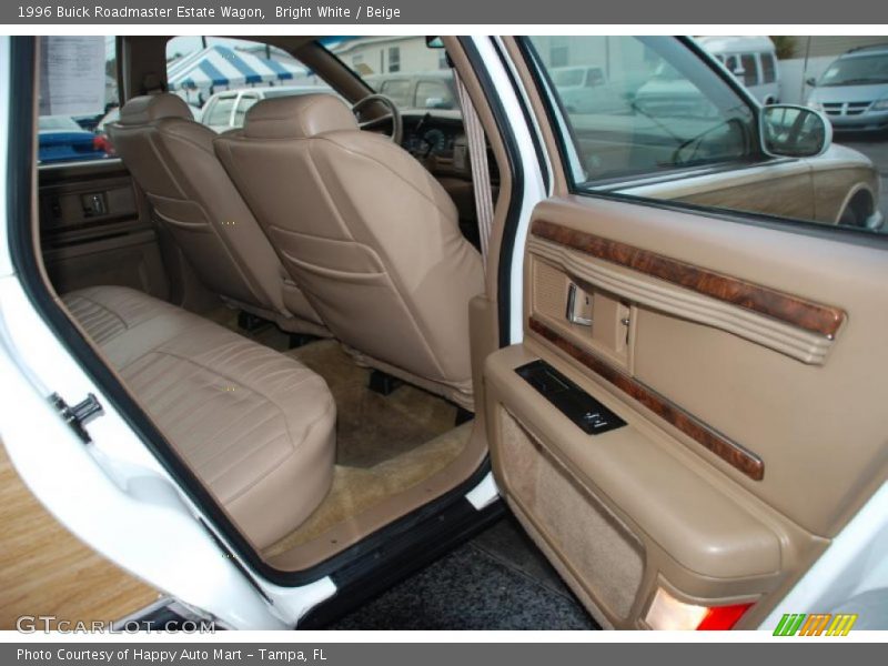 Bright White / Beige 1996 Buick Roadmaster Estate Wagon