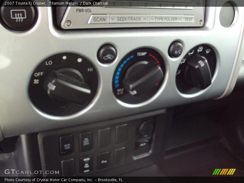 Titanium Metallic / Dark Charcoal 2007 Toyota FJ Cruiser