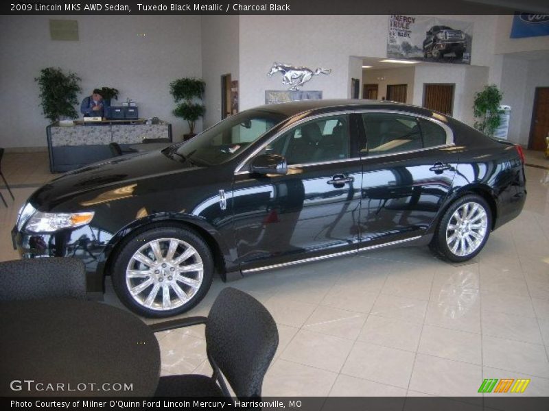 Tuxedo Black Metallic / Charcoal Black 2009 Lincoln MKS AWD Sedan