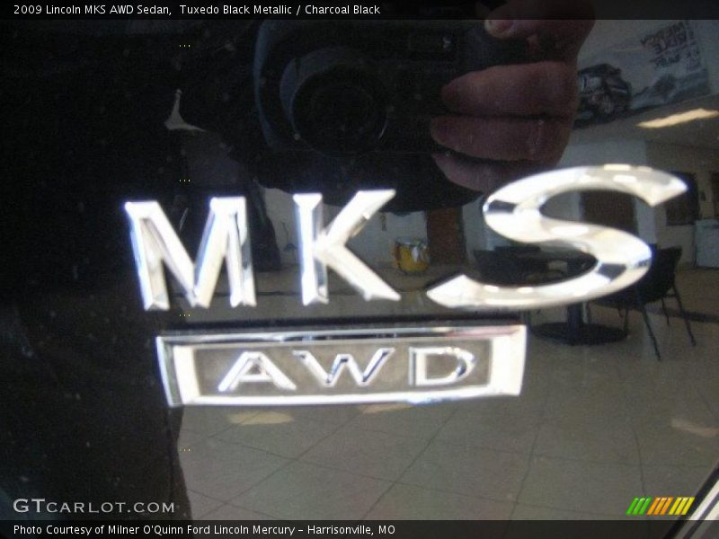Tuxedo Black Metallic / Charcoal Black 2009 Lincoln MKS AWD Sedan
