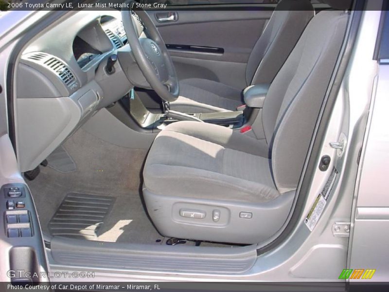 Lunar Mist Metallic / Stone Gray 2006 Toyota Camry LE