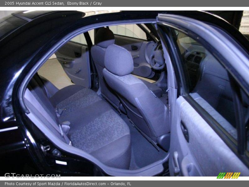 Ebony Black / Gray 2005 Hyundai Accent GLS Sedan