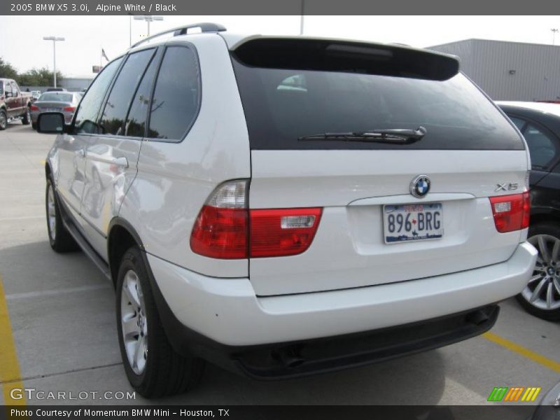 Alpine White / Black 2005 BMW X5 3.0i