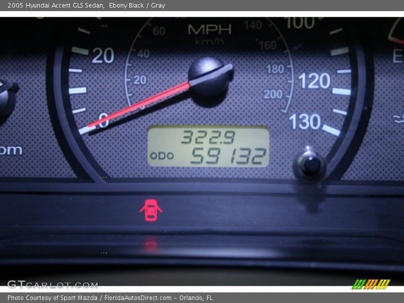 Ebony Black / Gray 2005 Hyundai Accent GLS Sedan