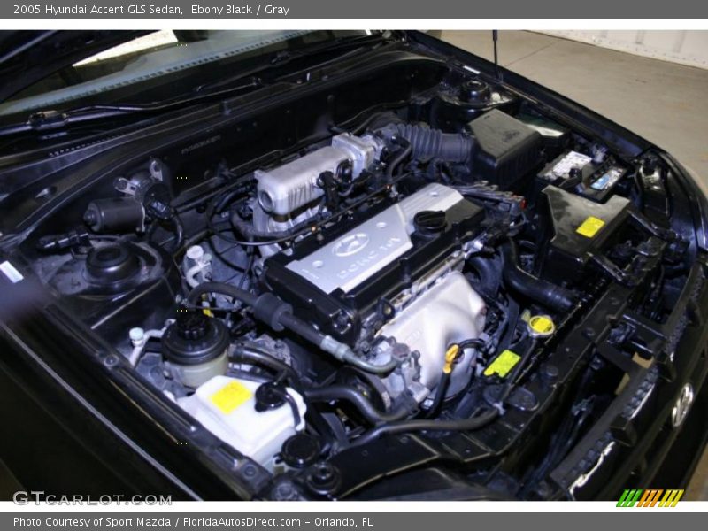 Ebony Black / Gray 2005 Hyundai Accent GLS Sedan