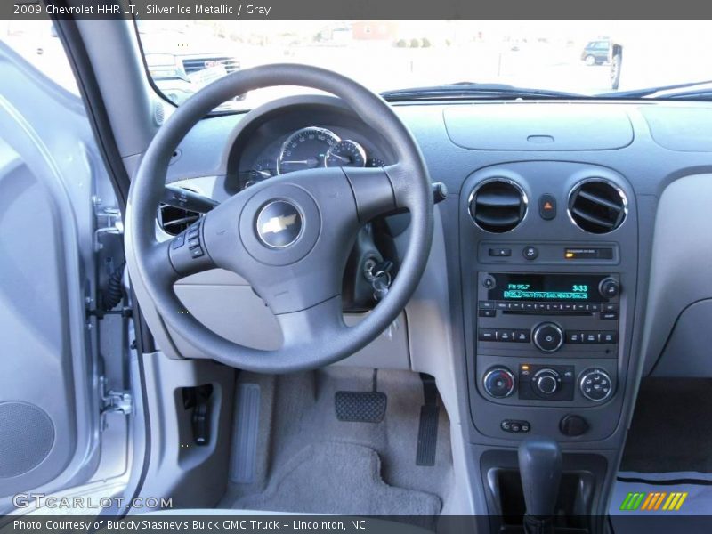Silver Ice Metallic / Gray 2009 Chevrolet HHR LT
