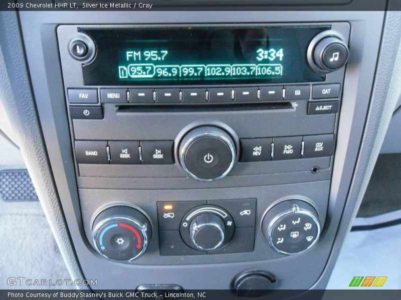 Silver Ice Metallic / Gray 2009 Chevrolet HHR LT