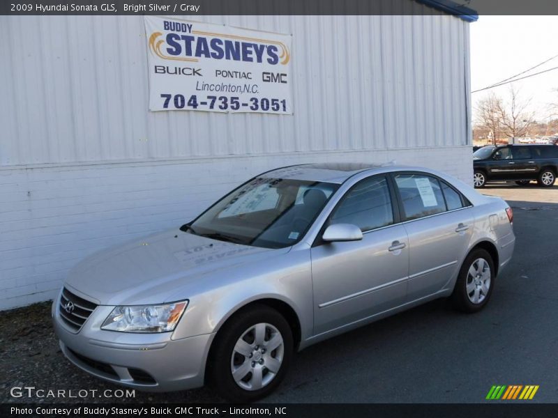 Bright Silver / Gray 2009 Hyundai Sonata GLS