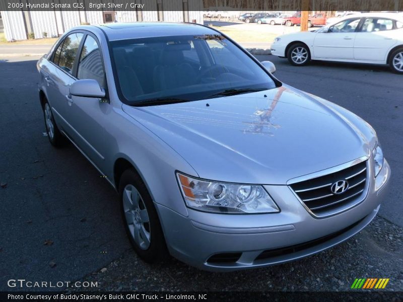 Bright Silver / Gray 2009 Hyundai Sonata GLS