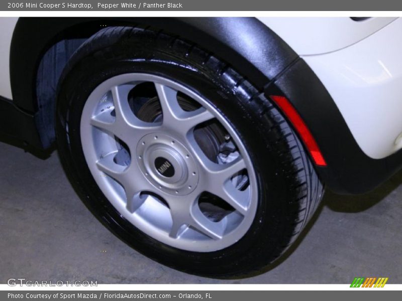 Pepper White / Panther Black 2006 Mini Cooper S Hardtop