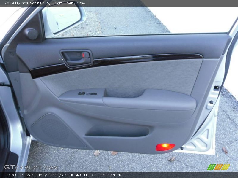 Bright Silver / Gray 2009 Hyundai Sonata GLS