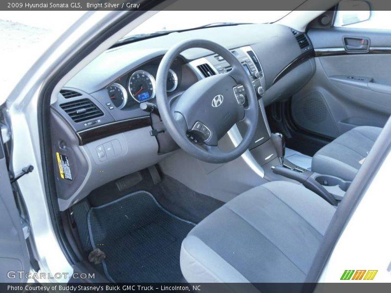 Bright Silver / Gray 2009 Hyundai Sonata GLS