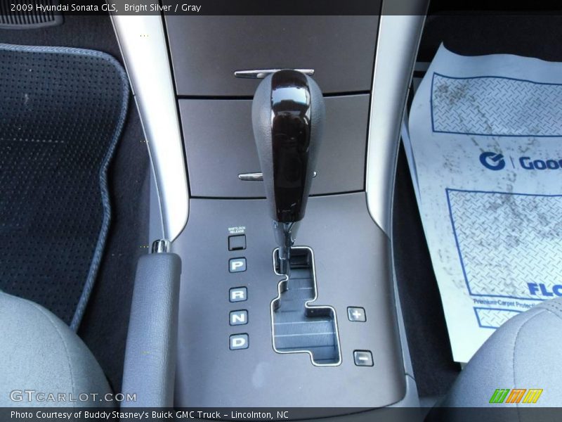 Bright Silver / Gray 2009 Hyundai Sonata GLS