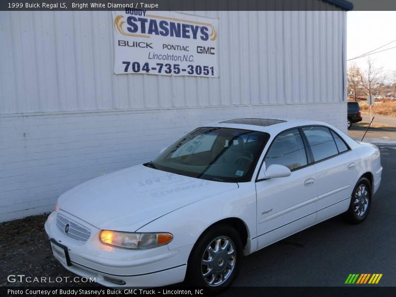 Bright White Diamond / Taupe 1999 Buick Regal LS