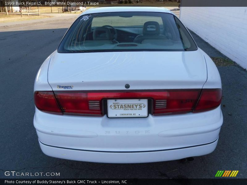 Bright White Diamond / Taupe 1999 Buick Regal LS