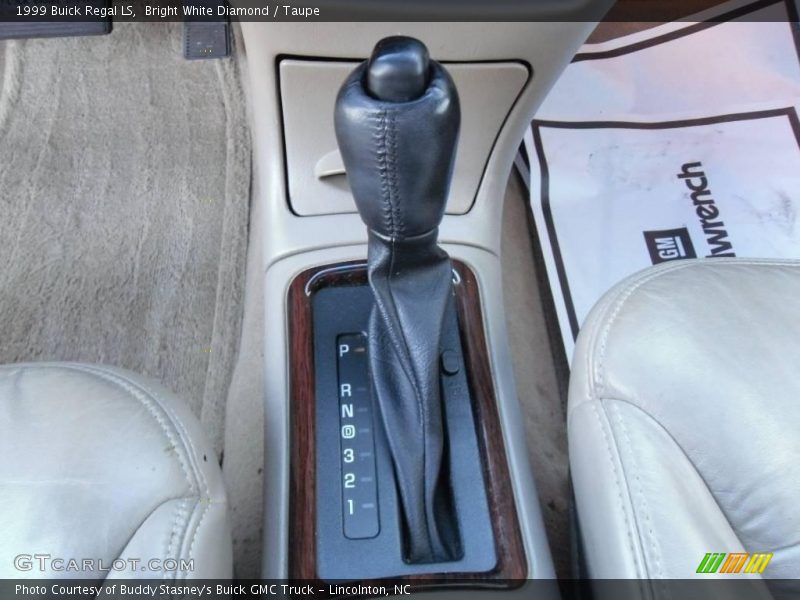 Bright White Diamond / Taupe 1999 Buick Regal LS