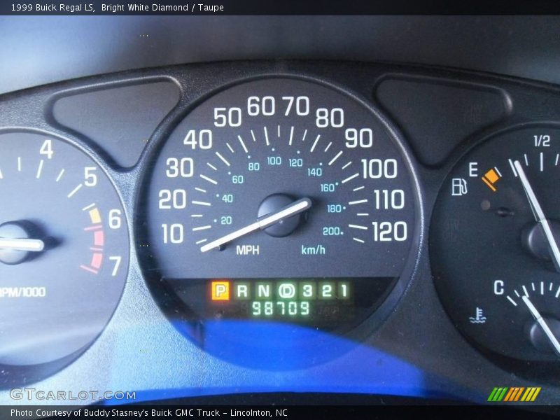 Bright White Diamond / Taupe 1999 Buick Regal LS
