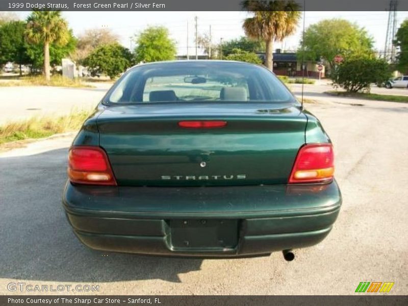 Forest Green Pearl / Silver Fern 1999 Dodge Stratus