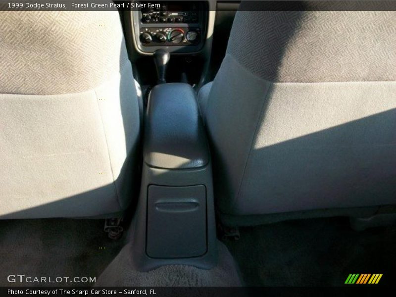 Forest Green Pearl / Silver Fern 1999 Dodge Stratus