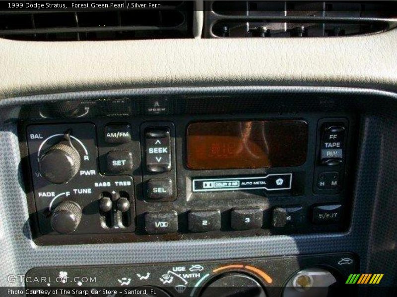 Forest Green Pearl / Silver Fern 1999 Dodge Stratus