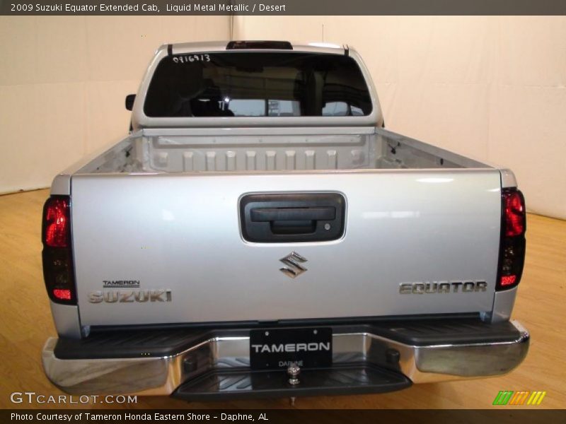 Liquid Metal Metallic / Desert 2009 Suzuki Equator Extended Cab