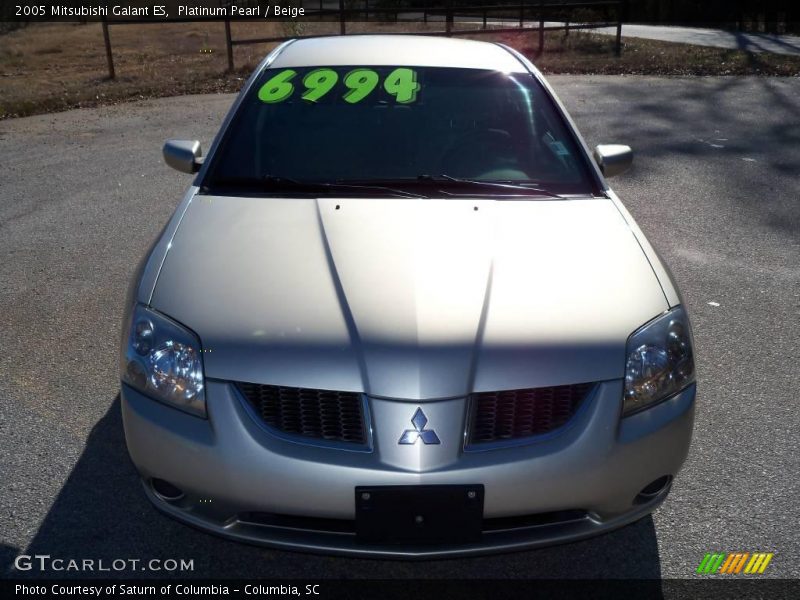 Platinum Pearl / Beige 2005 Mitsubishi Galant ES