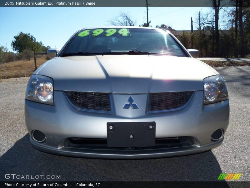 Platinum Pearl / Beige 2005 Mitsubishi Galant ES