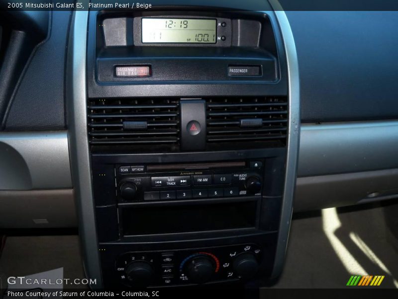 Platinum Pearl / Beige 2005 Mitsubishi Galant ES