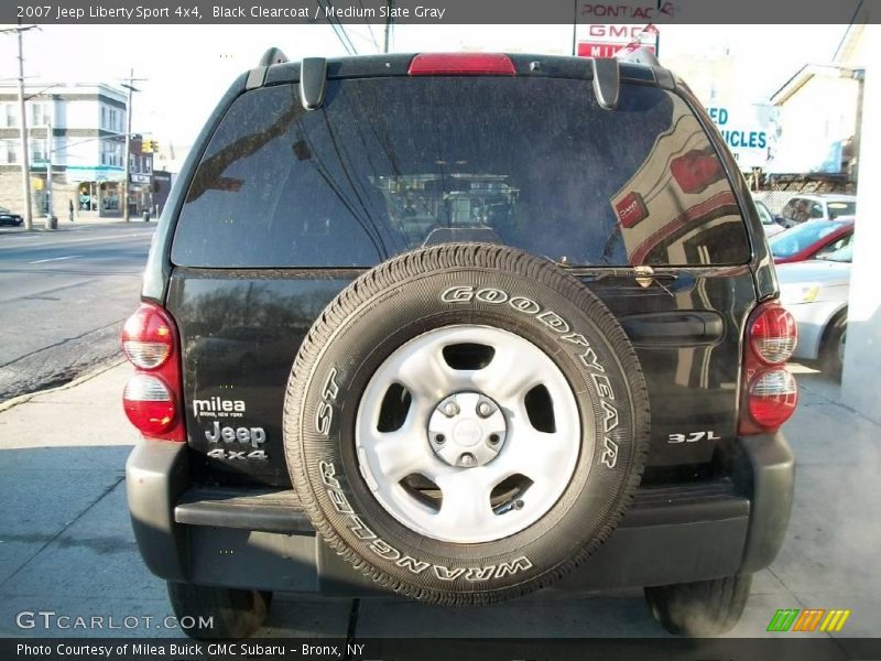 Black Clearcoat / Medium Slate Gray 2007 Jeep Liberty Sport 4x4
