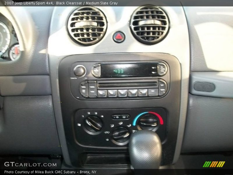 Black Clearcoat / Medium Slate Gray 2007 Jeep Liberty Sport 4x4