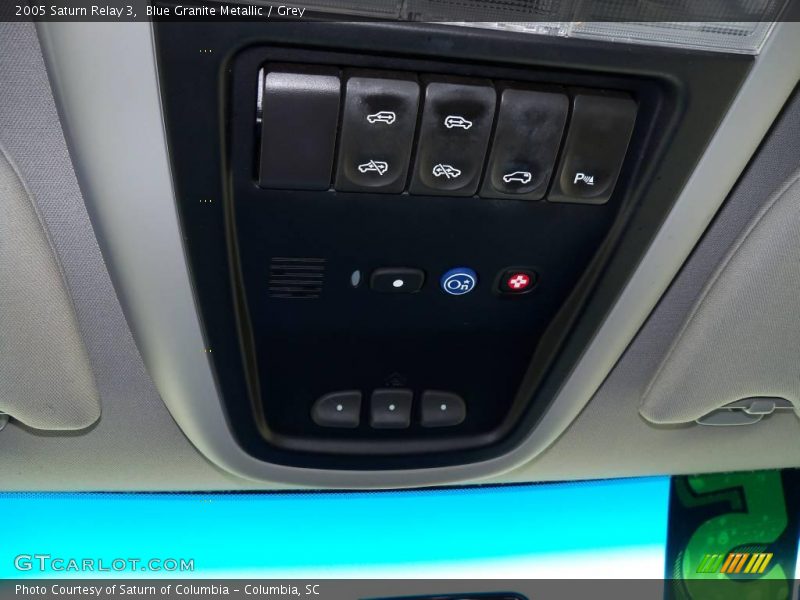 Blue Granite Metallic / Grey 2005 Saturn Relay 3