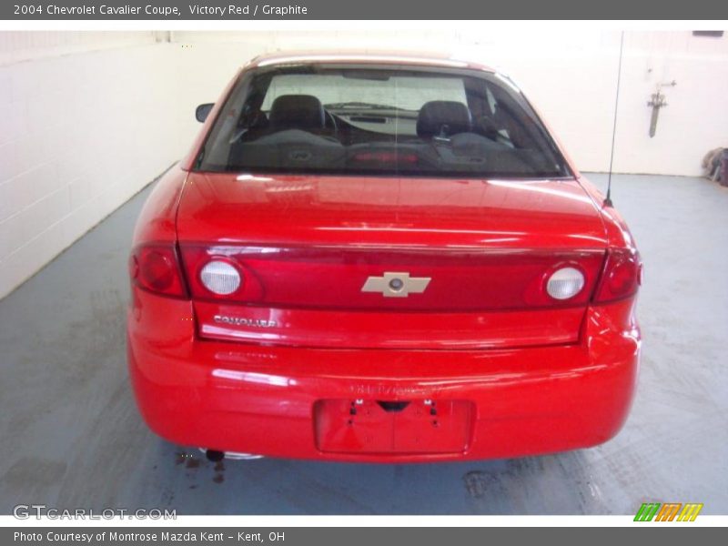 Victory Red / Graphite 2004 Chevrolet Cavalier Coupe