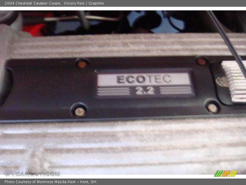 Victory Red / Graphite 2004 Chevrolet Cavalier Coupe