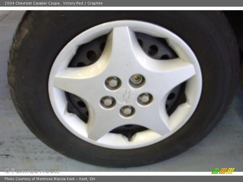 Victory Red / Graphite 2004 Chevrolet Cavalier Coupe