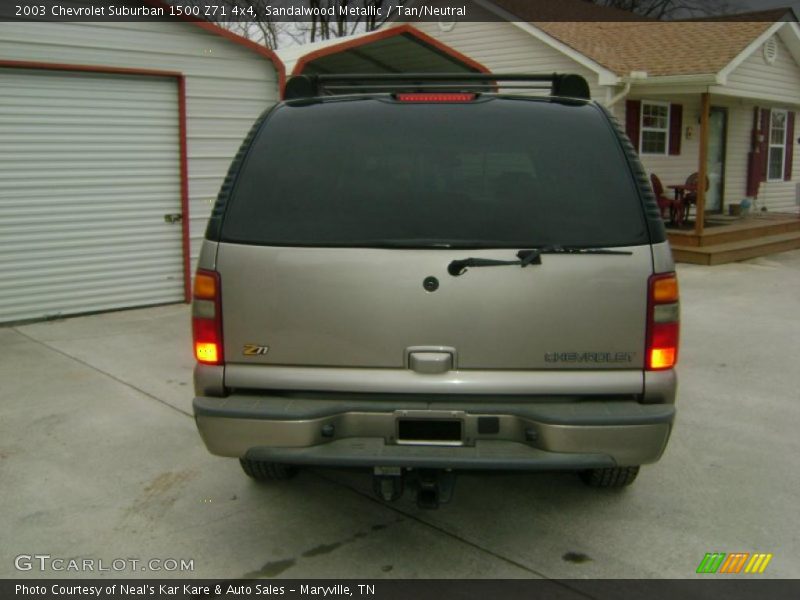 Sandalwood Metallic / Tan/Neutral 2003 Chevrolet Suburban 1500 Z71 4x4