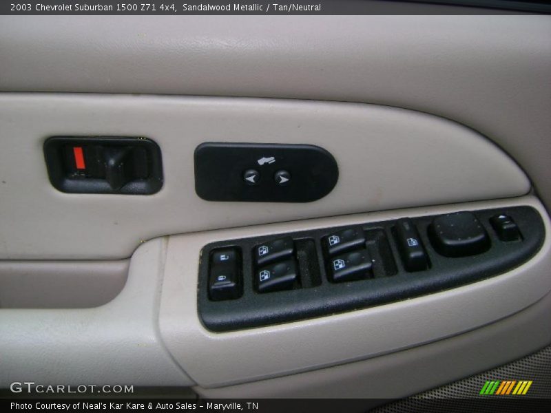 Sandalwood Metallic / Tan/Neutral 2003 Chevrolet Suburban 1500 Z71 4x4