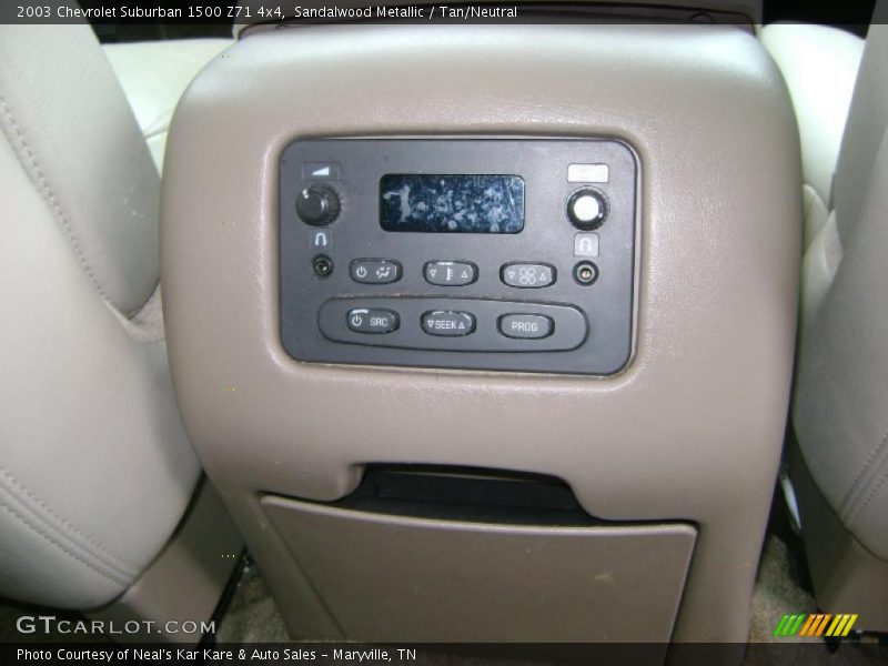 Sandalwood Metallic / Tan/Neutral 2003 Chevrolet Suburban 1500 Z71 4x4
