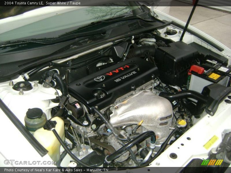 Super White / Taupe 2004 Toyota Camry LE