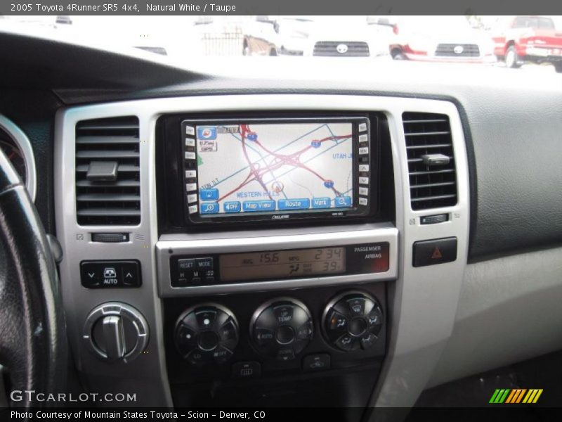 Natural White / Taupe 2005 Toyota 4Runner SR5 4x4