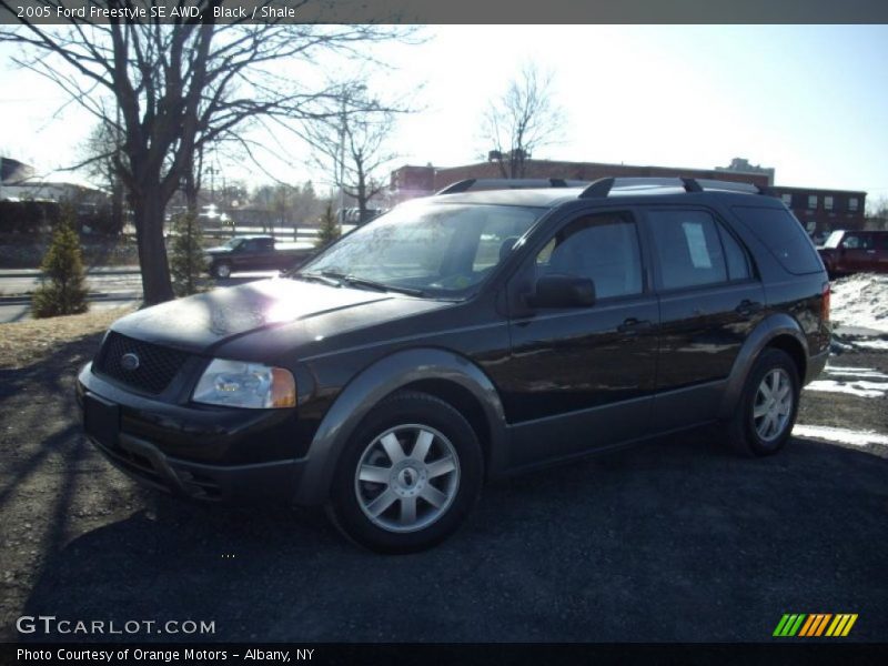 Black / Shale 2005 Ford Freestyle SE AWD