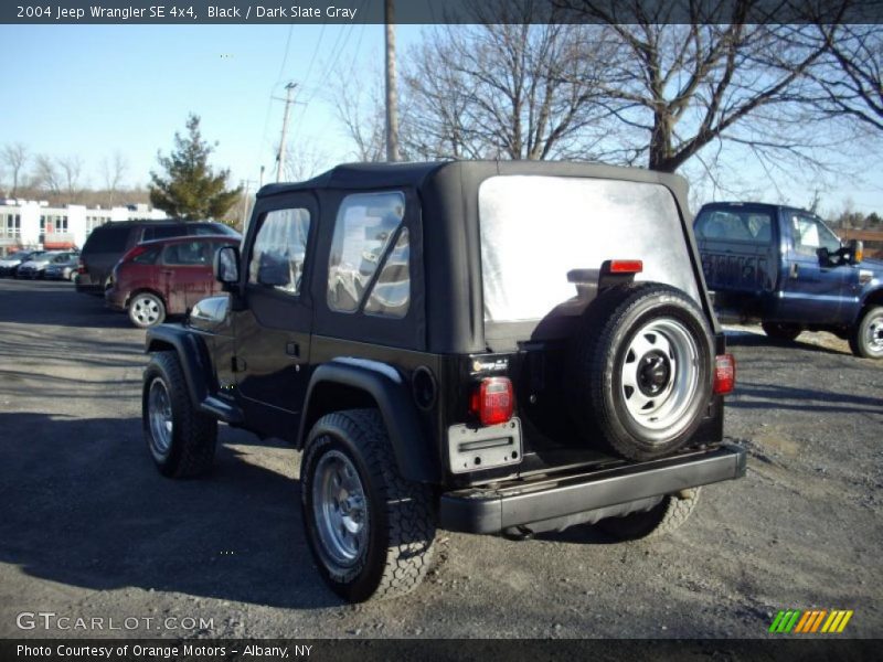 Black / Dark Slate Gray 2004 Jeep Wrangler SE 4x4