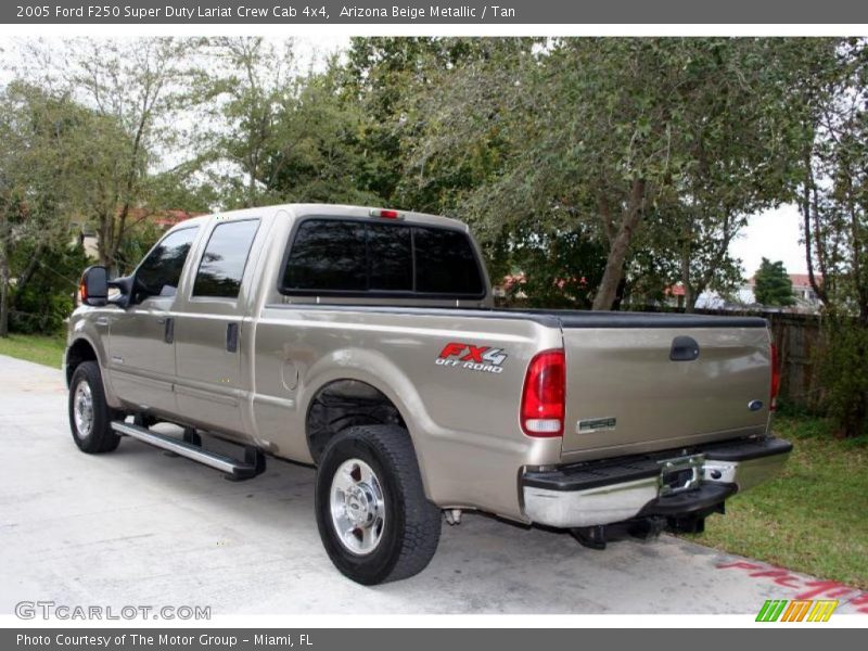 Arizona Beige Metallic / Tan 2005 Ford F250 Super Duty Lariat Crew Cab 4x4