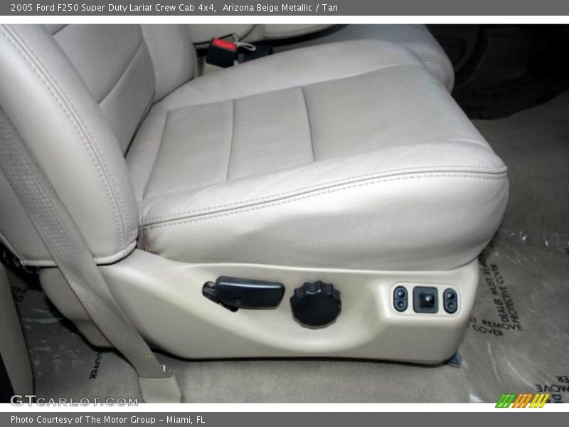 Arizona Beige Metallic / Tan 2005 Ford F250 Super Duty Lariat Crew Cab 4x4