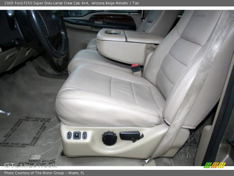 Arizona Beige Metallic / Tan 2005 Ford F250 Super Duty Lariat Crew Cab 4x4
