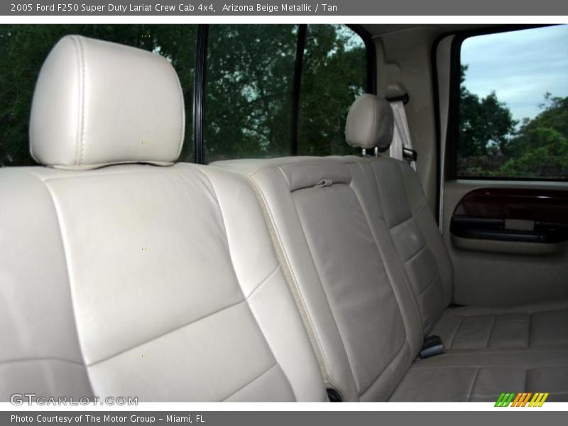 Arizona Beige Metallic / Tan 2005 Ford F250 Super Duty Lariat Crew Cab 4x4