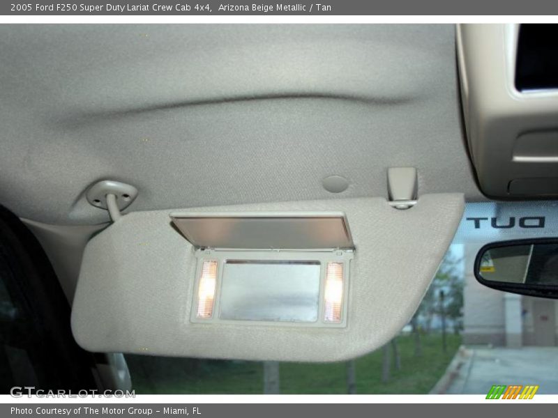 Arizona Beige Metallic / Tan 2005 Ford F250 Super Duty Lariat Crew Cab 4x4